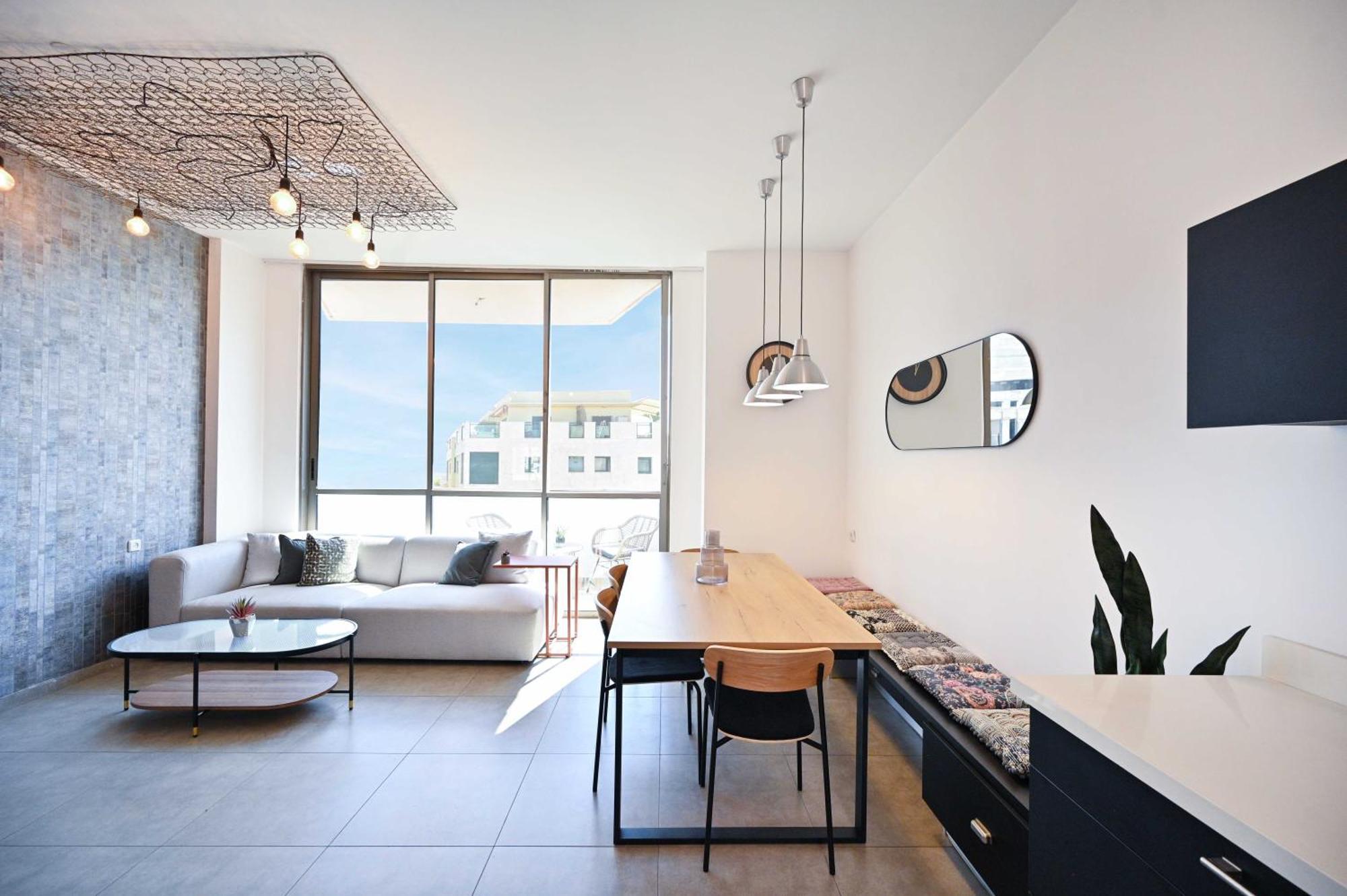 Cosy 2br Next To Gordon By Holyguest Tel Aviv