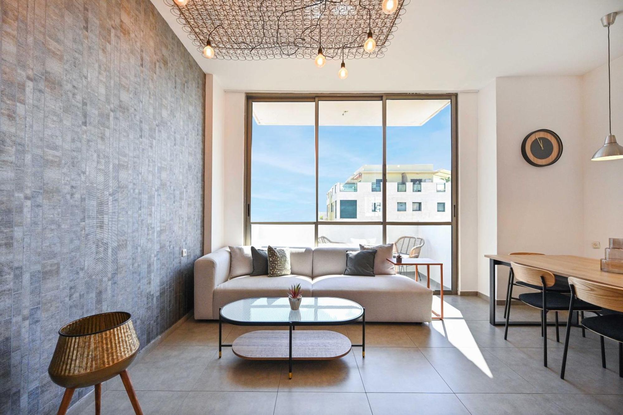 Apartment Cosy 2br Next To Gordon By Holyguest *